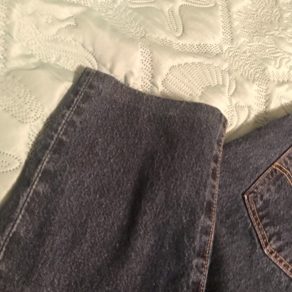 ❤️(74) Ladies size 12 Levi’s classic fit jeans in great condition, barely worn. - Picture 4 of 10